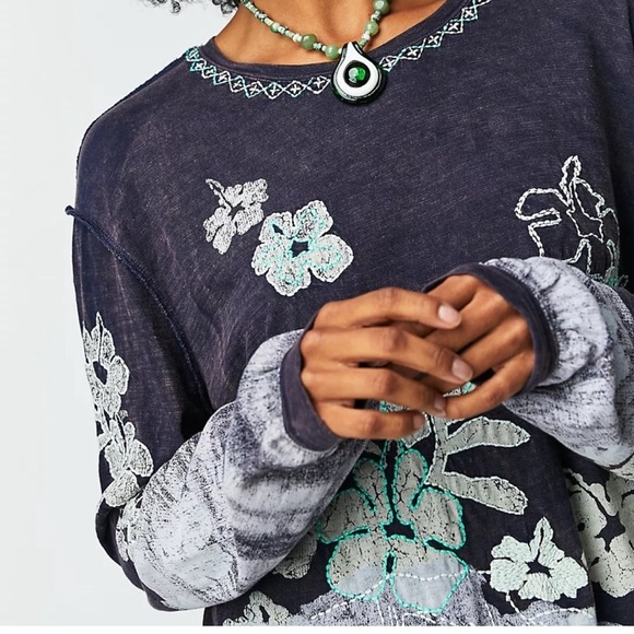 NWT We The Free Crashing Waves Tee Size: S - Picture 3 of 10